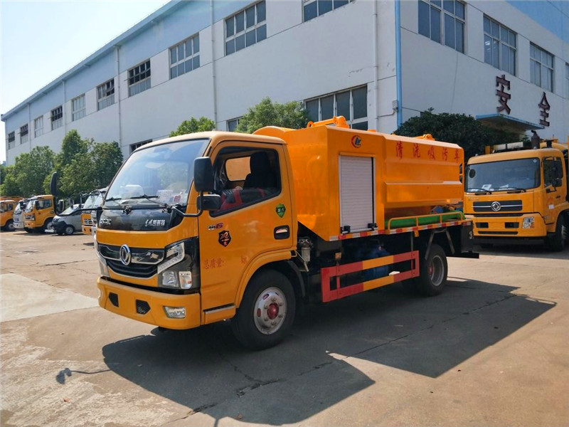 東風(fēng)藍(lán)牌清洗吸污車 東風(fēng)藍(lán)牌清洗吸污車